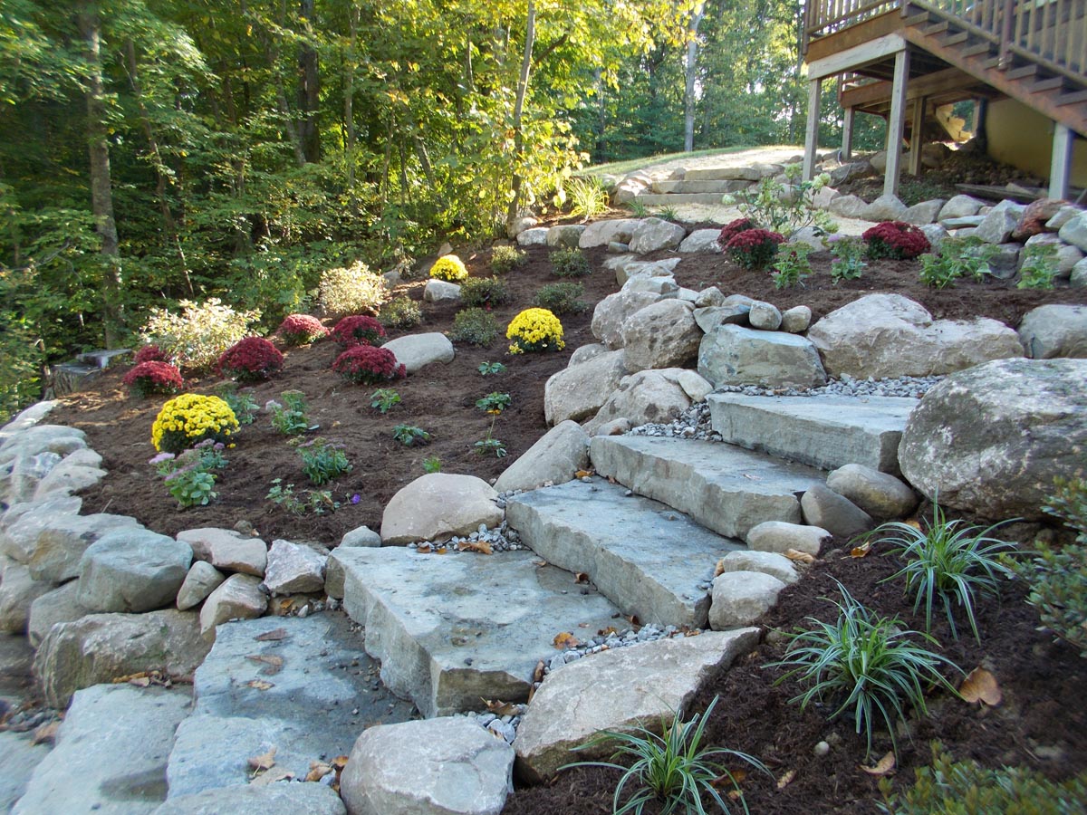 stone and boulder landscaping